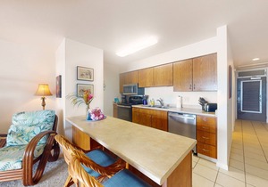 Wailua Bay View condo near surf & sand with pool, ocean views & W/D