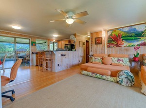 Rainbows Beach Town | Hanalei