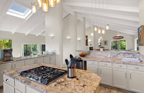 Princeville House | 5 Bedroom Open Plan with Ocean Views, Queens Bath, Bali Hai, and Golf Course