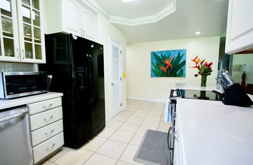 Princeville House | Albatross Ohana~Top location~3 bedroom house w/loft, waterfall views~ small pet
