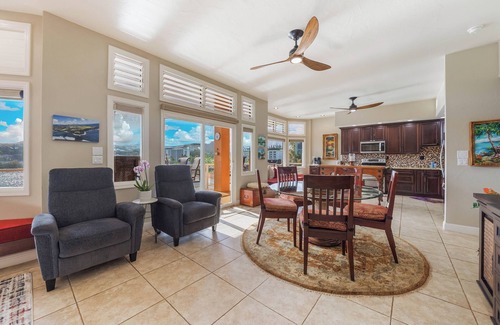 Lihue House | Cliffside Kalapaki Bay 2 Bedroom With A/C Amazing Sunsets in Lihue Kauai