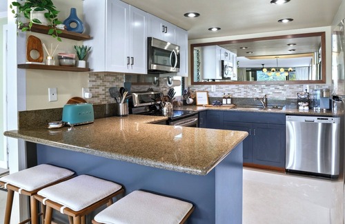 Princeville Condo | Hanalei Bay Resort 52012 - Newly updated, Bay views, Private walk to beach & AC!