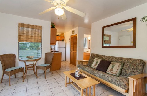 Nawiliwili House | House ∙ 1 bedroom ∙ 2 guests