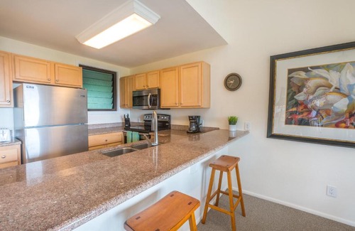 Lihue House | Oceanfront 1 BR Condo at Kaha Lani KL309