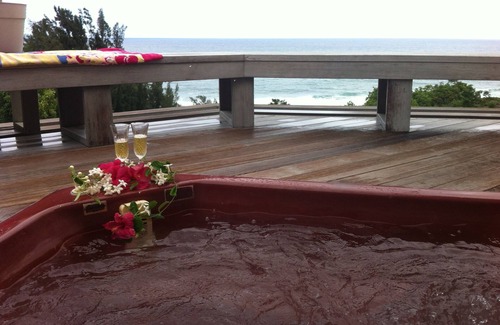 Princeville Apartment | Secluded Oceanfront Cottage- in Princeville – Private large Spa & Stunning Views