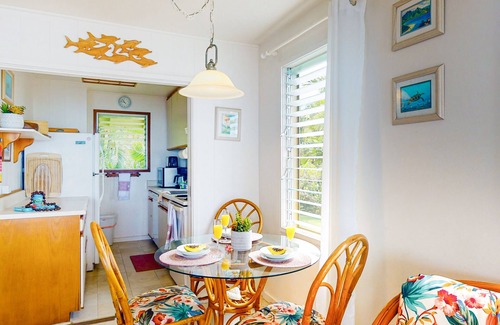 Wailua Condo | Upper-floor oceanfront studio with balcony, water views & outdoor pool