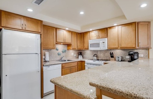 Kihei Condo | 1 Bedroom Condo w/Open Kitchen–Kamaole Sands 9202