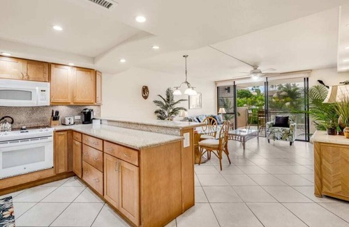 Kihei Condo | 1 Bedroom Condo w/Open Kitchen–Kamaole Sands 9202