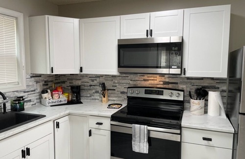 Church Street House | 10 mins from Airport 15 min to Downtown Atlanta & Convention Center