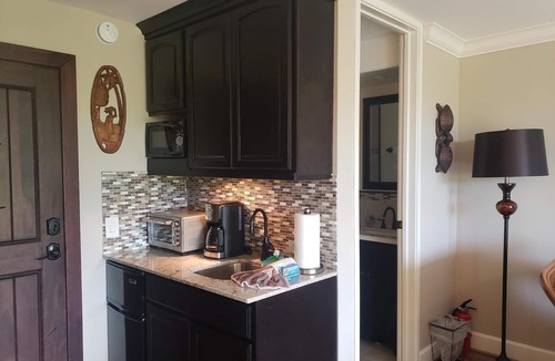 Princeville Apartment | 1202ABCliffsRESORT-2UnitA&B 192.00 Oct 21-24 BlowOutSale on OceanViewResort