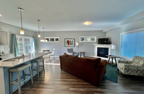 Douglas Condo | 2 bedroom/2 bathroom condo with pool access