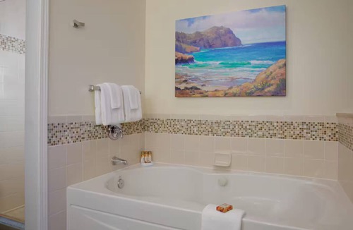 Poipu Resort | 2 BR Marriott Beachfront Villa - Island View