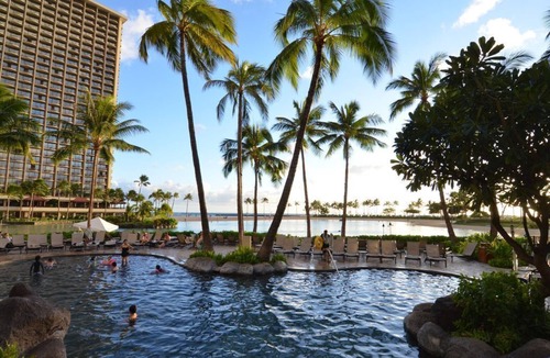 Waikiki Resort | 2 Story Penthouse 3 Bed, 3 Bath Ocean View - Lagoon Tower HGVC Hawaiian Village