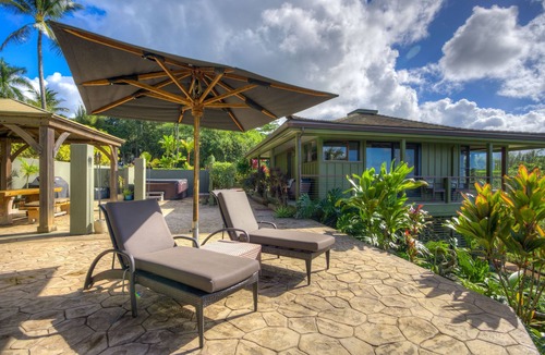 Kilauea House | 23 Acre Estate, Ocean and Sunset Views, Hot Tub, Private Beach Access, Jungle!