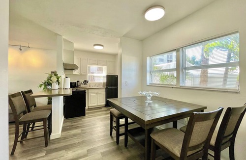 Lauderdale Beach Apartment | 2301/U1-Comfy-Beachfront-Central-1-bedroom-apartment-with-AC-in-Fort-Lauderdale