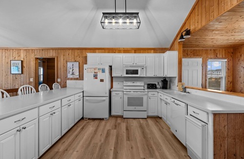 Carolina Dunes House | 2877 - Carolina Dreamin - Oceanfront Duck Escape w/Hot Tub & Views