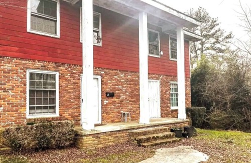 East Point House | 2Bd Townhome w No Extra Fees+Office Space+FULL Kitchen+Digital TV+Bean Chair+WD