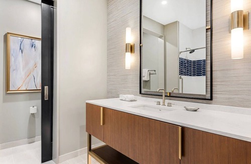 Luckie-Marietta District Resort | 2Bed/2Bath Gorgeous New Resort in Downtown Atlanta!