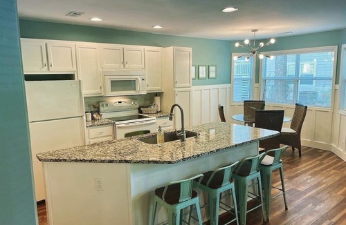St. James Condo | 2BR/2BA w/Rainfall Showers, Screened Porch, 1st Floor, Pool, Gated Community