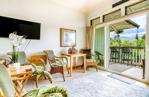 Princeville Apartment | 2nd floor studio with shared pool, fast WiFi, washer/dryer, and mountain view