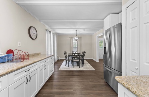 Fort White House | 3-bed 2 bath River house on the Santa fe. 6 miles from Ginnie Springs