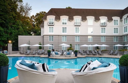 Braselton Hotel | 3 Chic Rooms w/Modern Comforts by Bob Ross-Worthy Lake for Couples Escapes