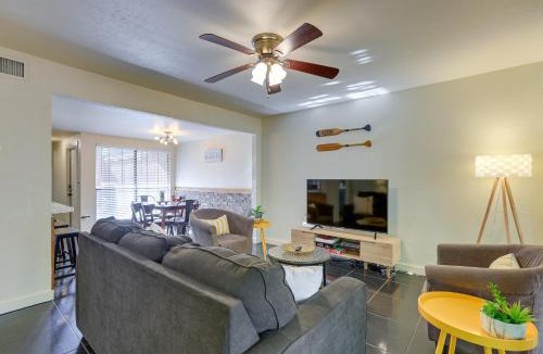 Gainesville House | 3 Mi to UF: Townhome w/Patio in Gainesville!