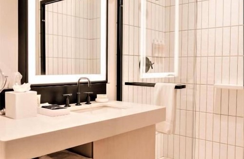 Castleberry Hill Hotel | 3 Units | Two Queens Room | Reverb Hard Rock Downtown Atlanta