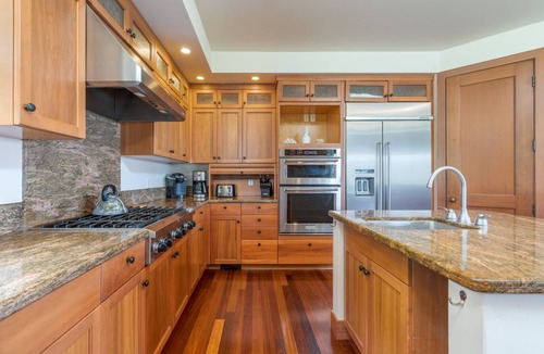 Princeville House | 377 m² House ∙ 7 bedrooms ∙ 14 guests