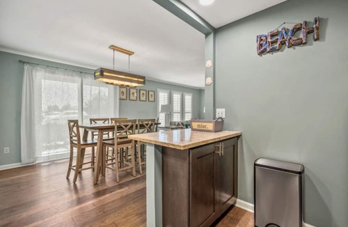 Fernandina Beach Condo | 3BR Amelia Island Condo | Pool | Near Beach | Sleeps 6