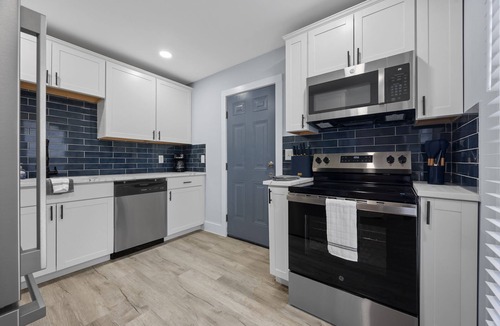 West End Apartment | 3BR Upper Duplex Near BeltLine