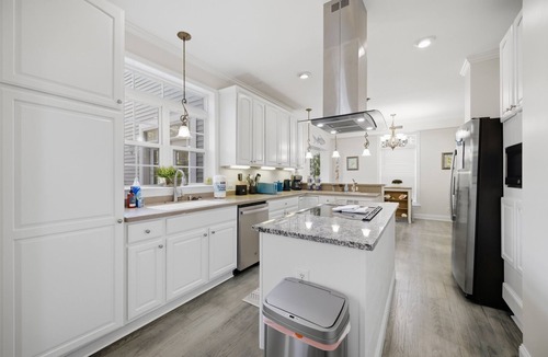 East Ocean View House | 4 BR Beach Retreat - 2 Suites - Dogs Welcome