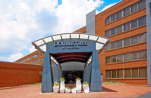 North Brookhaven Hotel | 4-Star Hotel ∙ Doubletree By Hilton Atlanta Perimeter Dunwoody