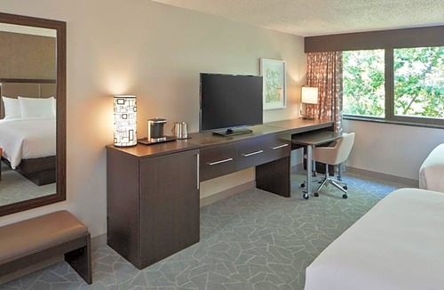 North Brookhaven Hotel | 4-Star Hotel ∙ Doubletree By Hilton Atlanta Perimeter Dunwoody