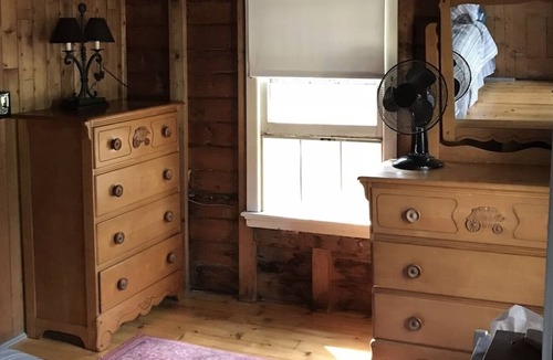 Northville Cottage | 5 Bed,1.5 Bath Cottage. The Great Sacandaga Lake, Northville, in Adirondack Park