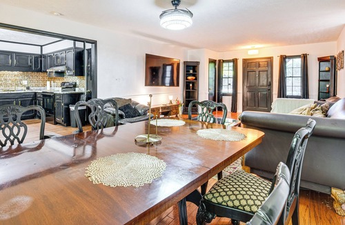 Clarkdale House | 6 Mi to Marietta Square: Family Retreat w/Yard!