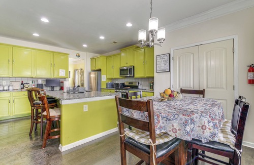 Covington House | 8 Mi to Dtwn & Film Sites! Spacious Covington Home