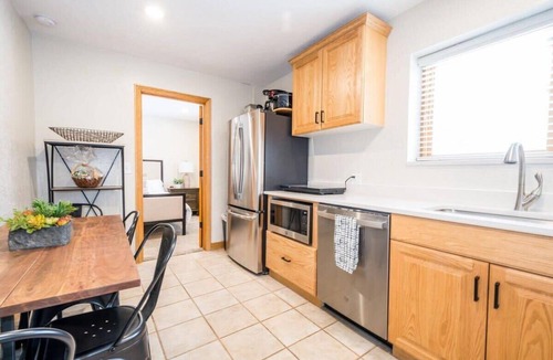 Salt Lake Mountain Resorts Ski Chalet | 9BR I Brighton Chalet Utah Entire House