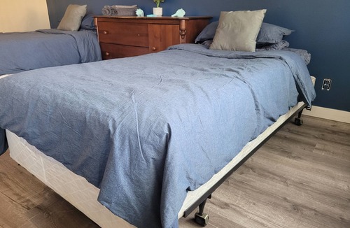 Beverly Hills Hotel | (A01) Affordable Double Bed