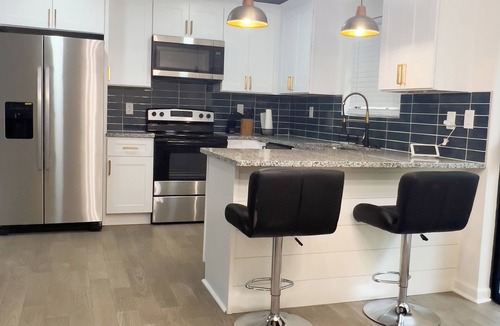 Belvedere Park House | Adorable 2-bedroom bungalow with AC in wonderful Decatur