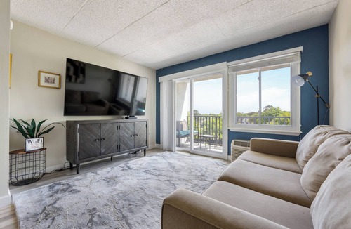 The Pines Condo | ADORABLE AND SPACIOUS 2 BR, 2 BA CONDO . ON REHOBOTH AVE - 18 THE ARK