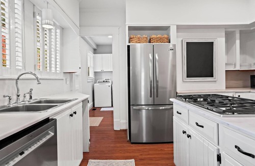 Virginia Highland House | All Charm in Virginia Highland - Walk to Everything!