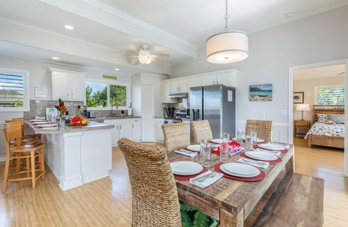 Princeville House | Amazing Views of Waterfalls, Hanalei Bay & Walk to Beach & Queens Bath