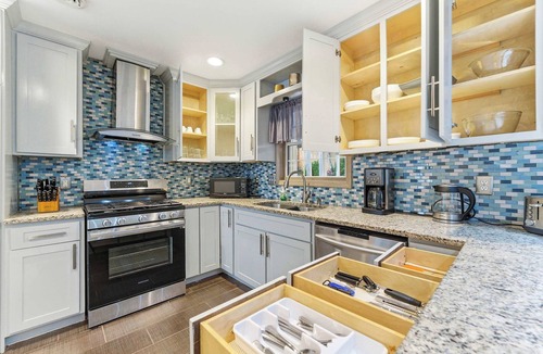 Acworth House | Amber Way House · Spacious Acworth Home