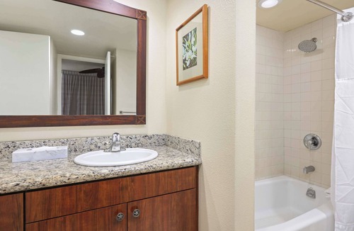 Wailua Hotel | Aston Islander on the Beach