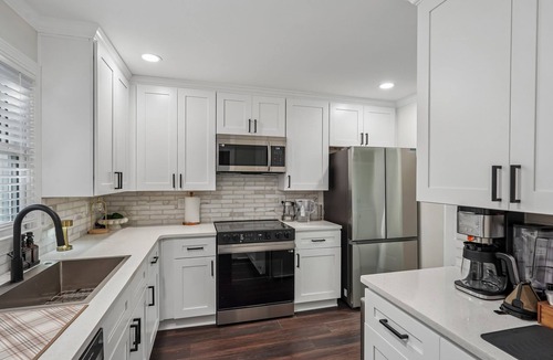 Cumberland House | Atlanta Battery Dugout Charmer 3BR, 2.5BA Townhome