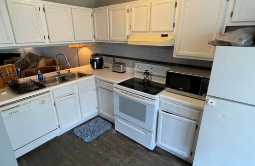 Decatur House | Awesome 2-bedroom house in Decatur perfect for your getaway