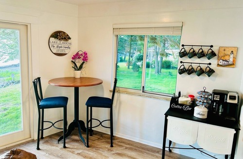 Port Hope House | Beach front house- 3 BDR each with a King - 10 Minutes to Port Austin!