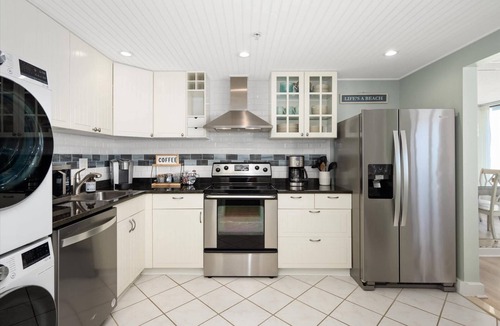 North Ocean City Condo | Beachfront,Beach/Bay Views,Steps to Beach,IndoorPool,Elevator,Gym,Sauna,Game Room,Tennis