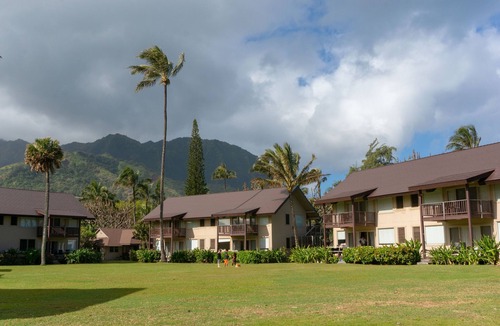 Wainiha Condo | Beachfront Escape w/Old Hawai'i Feeling - Fall Asleep Listening to the Waves